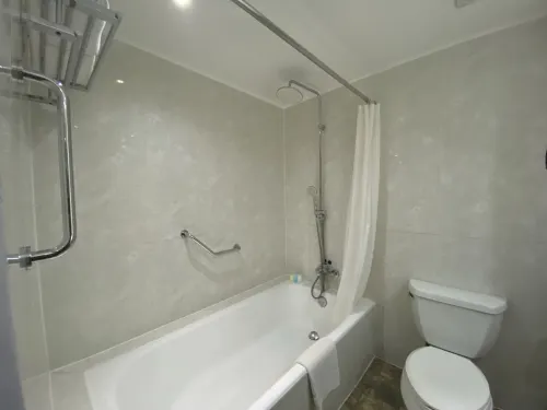 Mandarin Plaza Hotel Rooms Photos