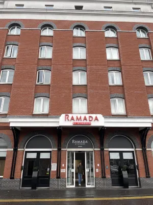 Ramada by Wyndham Belfast City Centre Extérieur Photos