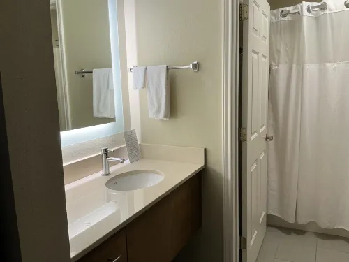 Staybridge Suites Corning Chambres Photos