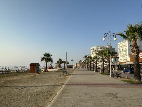 Flamingo Beach Hotel Рядом с отелем Photos