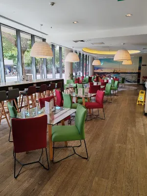 Hampton by Hilton London Waterloo Photos