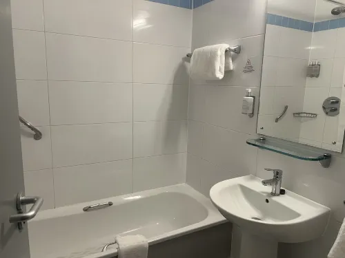 Leonardo Hotel Southampton Rooms Photos
