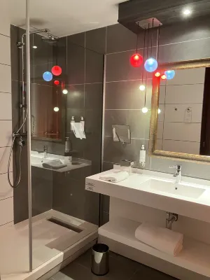 Hôtel Mercure Lyon Centre - Gare Part-Dieu Rooms Photos
