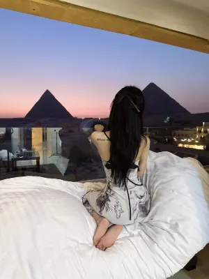 Egypt Pyramids Inn Rooms Photos