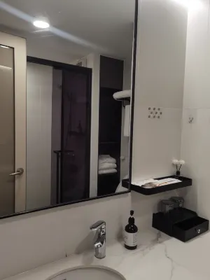 Langhui Executive Apartment (Shenzhen Nanshan Metro Station Raffles Square) Rooms Photos
