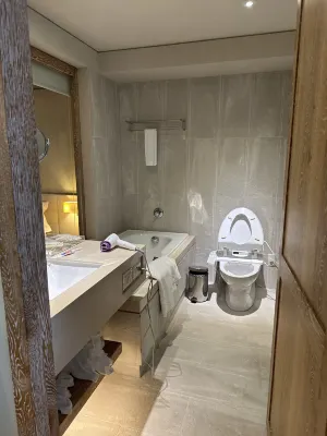 Gloria Residence Kamar Photos