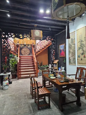Fenghuang Barley Country Inn Photos
