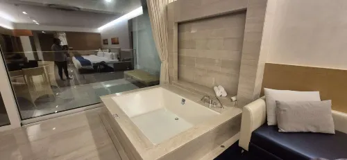 Sun Cruise Resort and Yacht Chambres Photos