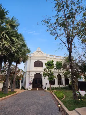 The Embassy Angkor Resort & Spa Ngoại thất Photos