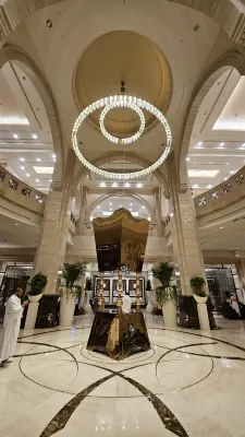 فندق برج ساعة مكة الملكي فيرمونت الأماكن العامة Photos