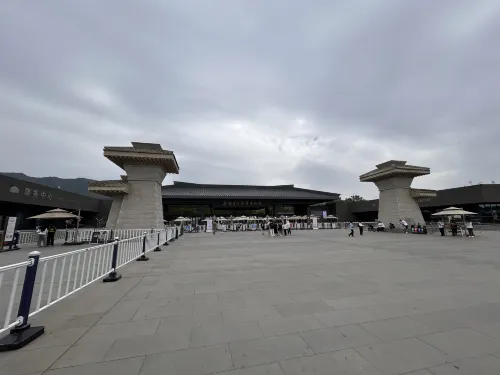 Xi'an · Terracotta Army · Terrace.Courtyard No. 9 Yard (Mausoleum of the First Qin Emperor Museum) بالقرب من الفندق Photos