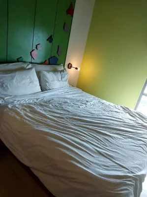 MaxOne Sabang Jakarta Kamar Photos
