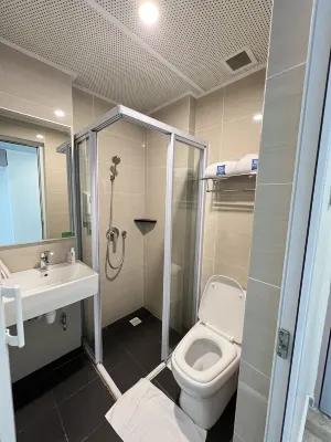 ibis budget Singapore Emerald Zimmer Photos