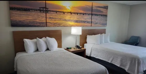 Days Inn & Suites by Wyndham Laredo Camere Photos