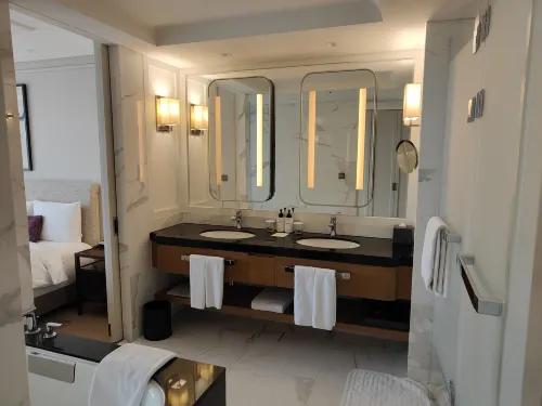 Paradise City Kamar Photos