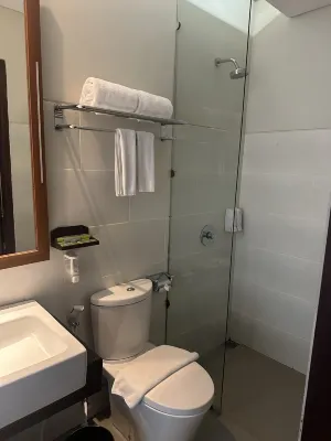 Grand Whiz Hotel Nusa Dua Bali Номера Photos