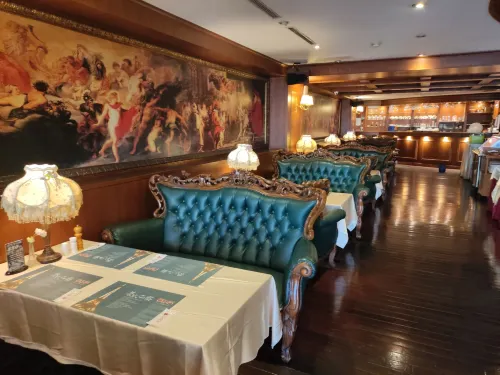 Grand Boss Hotel Photos