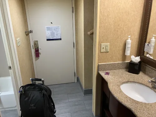 Hampton Inn Washington-Dulles Int'l Airport South Rooms Photos