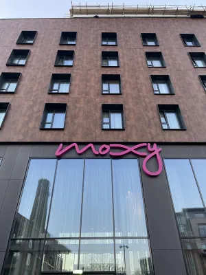 Moxy Chester Extérieur Photos