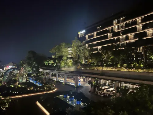 Padma Hotel Semarang Dekat Hotel Photos
