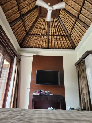 Mahagiri Villas Sanur Kamar Photos