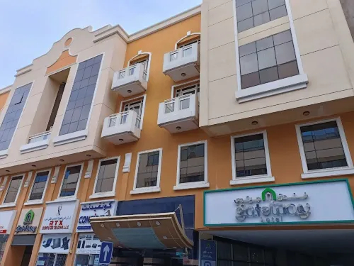 Gateway Hotel Exterior Photos
