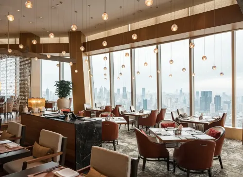 The Ritz-Carlton Shanghai, Pudong Restauration Photos
