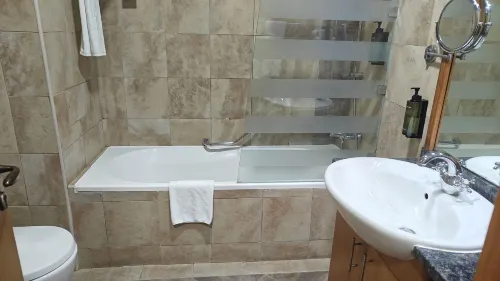 Al Khoory Hotel Apartments Al Barsha Phòng Photos