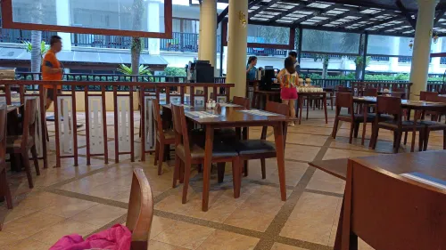 Deevana Patong Resort & Spa تناول الطعام Photos