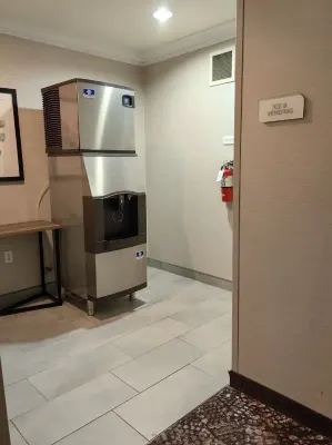 Hilton Garden Inn Napa Photos
