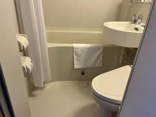 Toyoko Inn Osaka Umeda Higashi Rooms Photos