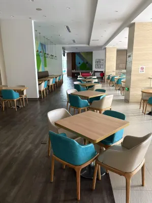 Holiday Inn Express Suzhou Changjiang Dining Photos