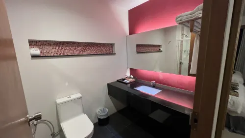 Tinidee Golf Resort at Phuket Chambres Photos