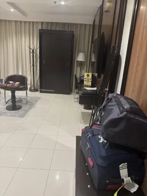 Golden Ship Hotel Rooms Photos