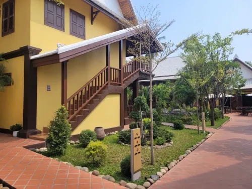 U Luang Prabang Eksterior Photos