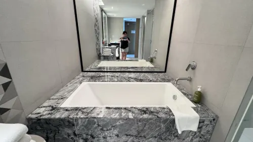 Holiday Inn Johor Bahru City Centre Habitaciones Photos