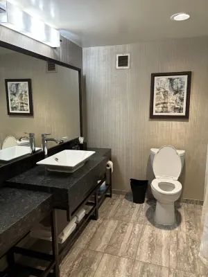 Sheraton Gateway Los Angeles Hotel Rooms Photos