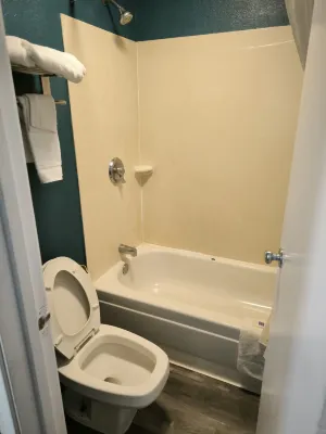 Motel 6 Memphis, TN - Downtown Camere Photos