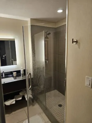 Wingate by Wyndham Hurricane/Zion National Park Rooms Photos