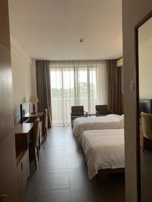 Century City Badminton Club Hotel Kamar Photos