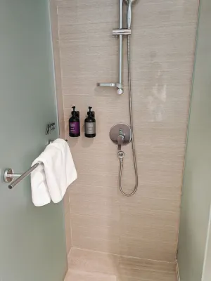 Mercure Singapore Bugis Kamar Photos