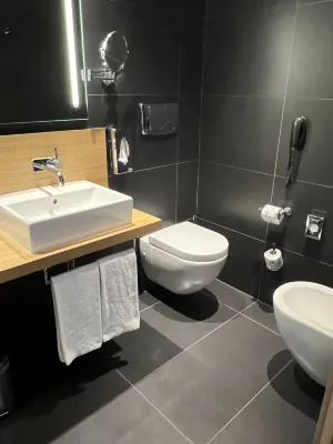 Hilton Garden Inn Milan North الغرف Photos