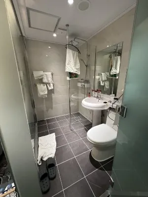 New Chonji Hotel Rooms Photos