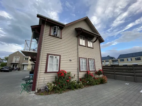 The Mews Oamaru Photos