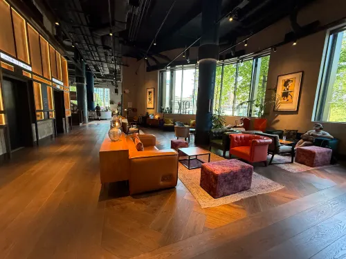 The Gantry London, Curio Collection by Hilton Espaces publics Photos