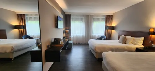 Courtyard Amsterdam Airport Rooms Photos