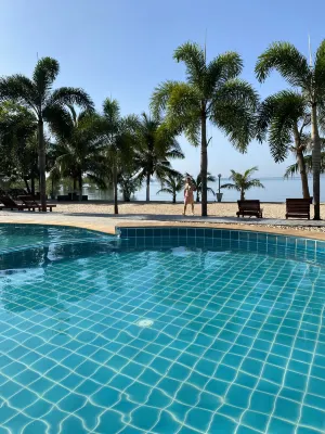 Diamond Beach Resort Relaksasi & Rekreasi Photos