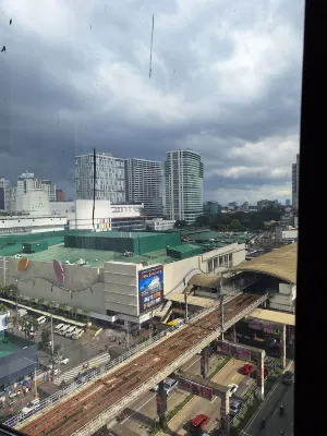 Red Hotel Cubao, Quezon City In der Nähe des Hotels Photos