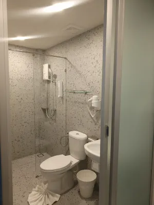 One Budget Hotel Chiangrai Bypass-East Kamar Photos
