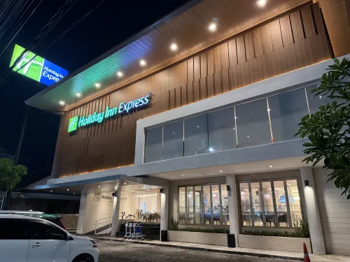Holiday Inn Express Bali Sunset Road Außen Photos